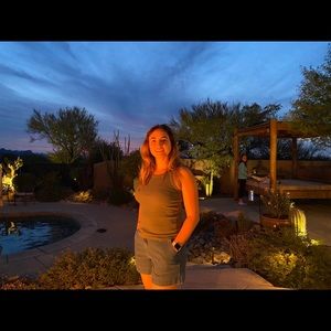 Meet your Posher, Sarah